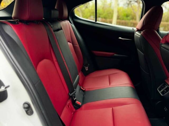 Белый Лексус Другая, объемом двигателя 2 л и пробегом 56 тыс. км за 32000 $, фото 15 на Automoto.ua