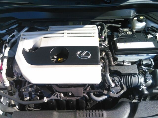 Белый Лексус Другая, объемом двигателя 0 л и пробегом 32 тыс. км за 19900 $, фото 9 на Automoto.ua