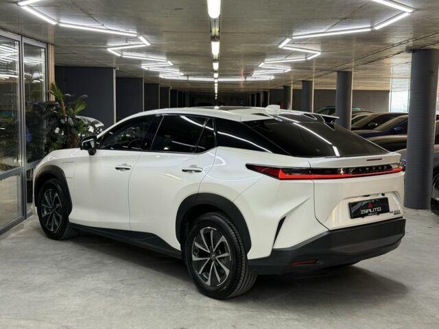 Белый Лексус Другая, объемом двигателя 0 л и пробегом 9 тыс. км за 41900 $, фото 12 на Automoto.ua