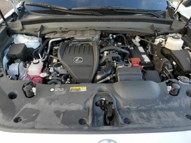 Білий Лексус Інша, об'ємом двигуна 2.4 л та пробігом 21 тис. км за 49950 $, фото 11 на Automoto.ua