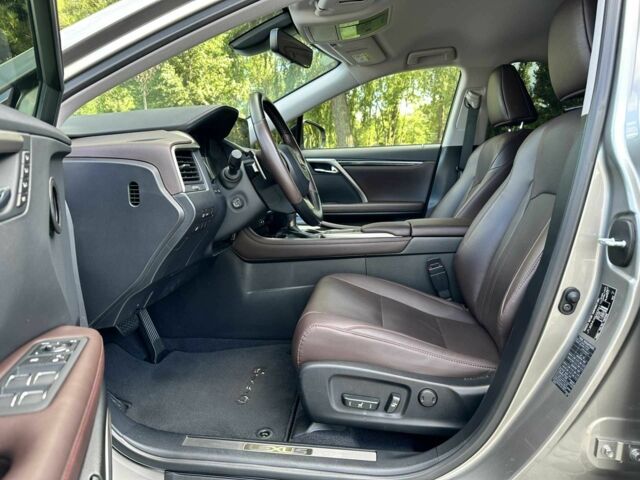 Лексус Інша 2021 у Харкові на Automoto.ua Сірий Лексус Інша, об'ємом двигуна 3.46 л та пробігом 61 тис. км за 49999 $, фото 3 на Automoto.ua