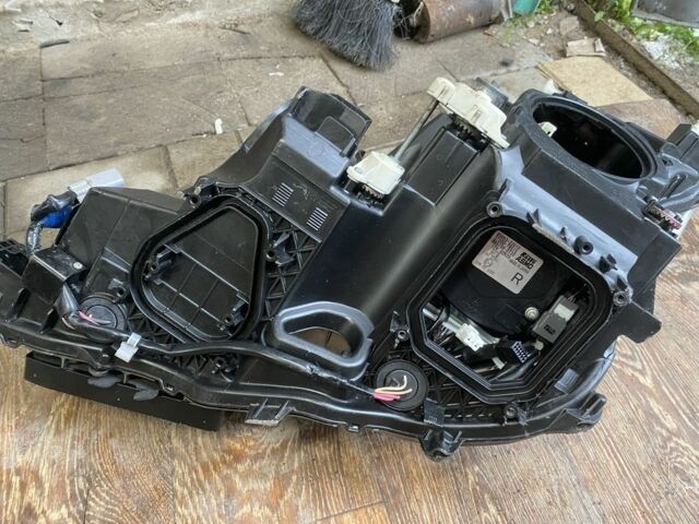 Білий Лексус ЕС, об'ємом двигуна 0 л та пробігом 3 тис. км за 336 $, фото 6 на Automoto.ua