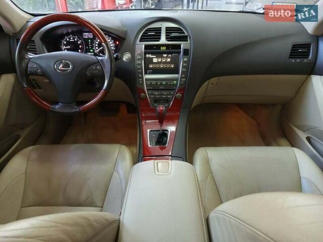 Лексус ЕС 2006 в Одессе на Automoto.ua Белый Лексус ЕС, объемом двигателя 3.5 л и пробегом 270 тыс. км за 9200 $, фото 41 на Automoto.ua