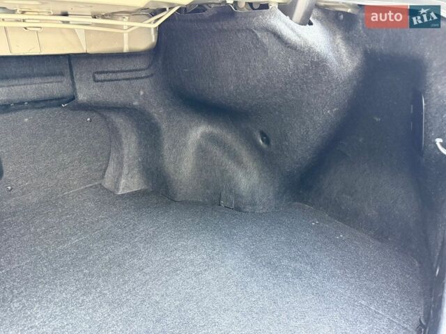 Білий Лексус ЕС, об'ємом двигуна 3.46 л та пробігом 252 тис. км за 10200 $, фото 39 на Automoto.ua