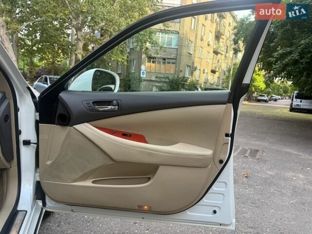 Білий Лексус ЕС, об'ємом двигуна 3.46 л та пробігом 252 тис. км за 10200 $, фото 46 на Automoto.ua
