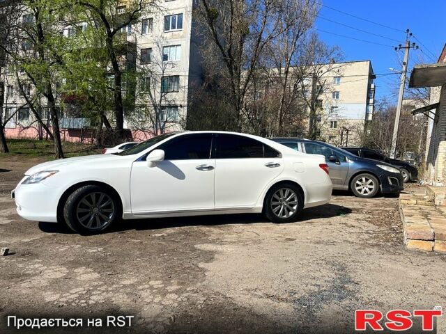 Белый Лексус ЕС, объемом двигателя 3.5 л и пробегом 285 тыс. км за 10999 $, фото 7 на Automoto.ua