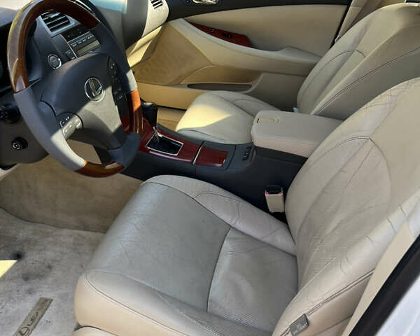 Білий Лексус ЕС, об'ємом двигуна 0 л та пробігом 220 тис. км за 9600 $, фото 23 на Automoto.ua