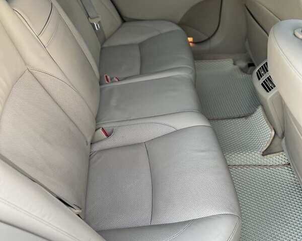 Білий Лексус ЕС, об'ємом двигуна 3.46 л та пробігом 187 тис. км за 10500 $, фото 29 на Automoto.ua