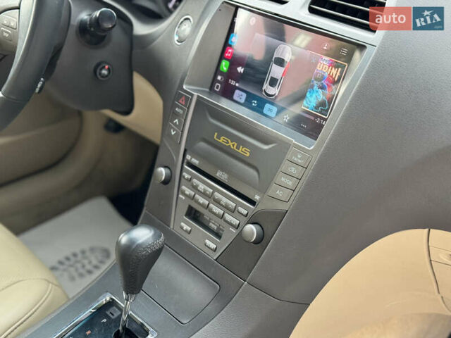 Белый Лексус ЕС, объемом двигателя 3.46 л и пробегом 168 тыс. км за 10300 $, фото 43 на Automoto.ua