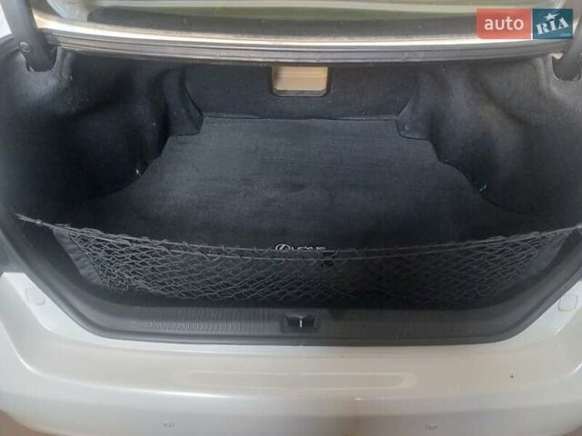 Белый Лексус ЕС, объемом двигателя 3.46 л и пробегом 110 тыс. км за 11500 $, фото 4 на Automoto.ua