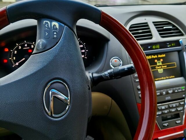 Белый Лексус ЕС, объемом двигателя 3.5 л и пробегом 139 тыс. км за 8700 $, фото 3 на Automoto.ua