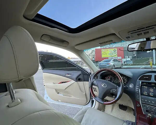 Белый Лексус ЕС, объемом двигателя 3.46 л и пробегом 196 тыс. км за 10000 $, фото 11 на Automoto.ua