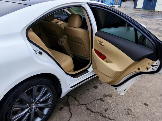 Белый Лексус ЕС, объемом двигателя 3.5 л и пробегом 139 тыс. км за 8700 $, фото 10 на Automoto.ua