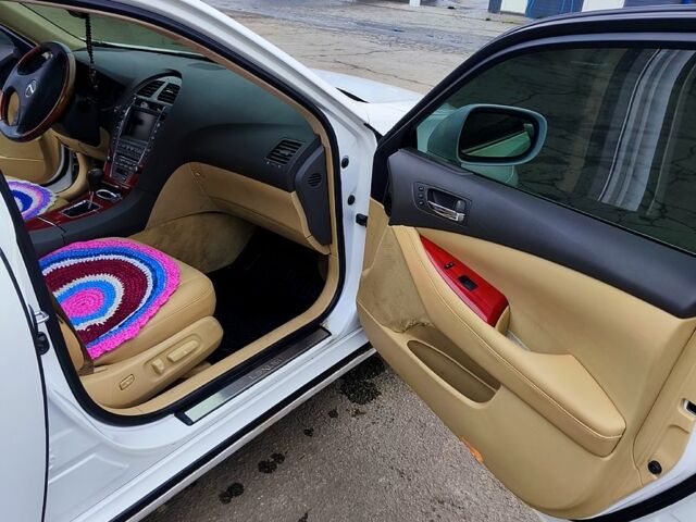 Белый Лексус ЕС, объемом двигателя 3.5 л и пробегом 139 тыс. км за 8700 $, фото 9 на Automoto.ua