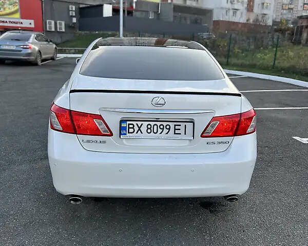 Белый Лексус ЕС, объемом двигателя 3.46 л и пробегом 196 тыс. км за 10000 $, фото 3 на Automoto.ua