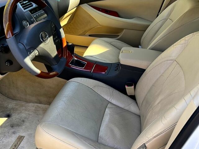 Белый Лексус ЕС, объемом двигателя 3.5 л и пробегом 221 тыс. км за 9300 $, фото 8 на Automoto.ua