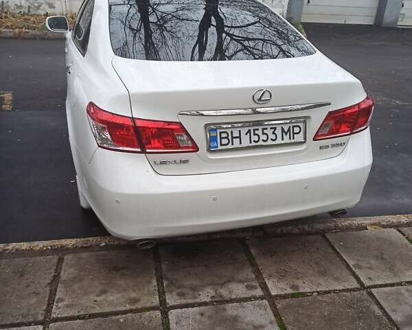 Белый Лексус ЕС, объемом двигателя 3.46 л и пробегом 170 тыс. км за 12222 $, фото 1 на Automoto.ua