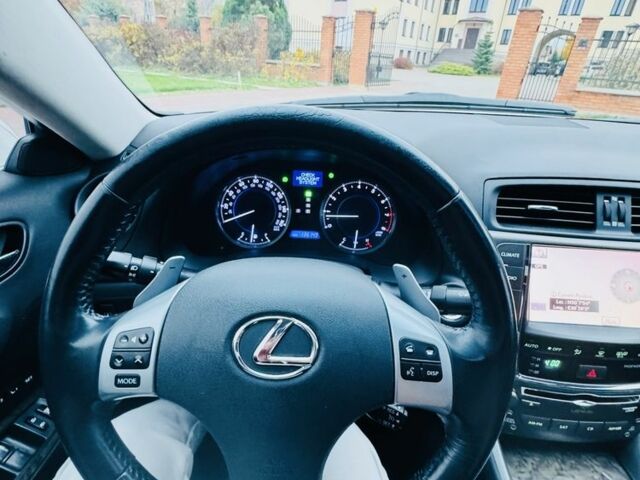 Білий Лексус ЕС, об'ємом двигуна 2.5 л та пробігом 218 тис. км за 9000 $, фото 9 на Automoto.ua