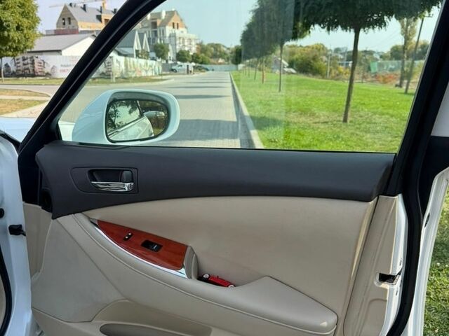 Белый Лексус ЕС, объемом двигателя 3.46 л и пробегом 175 тыс. км за 11200 $, фото 25 на Automoto.ua