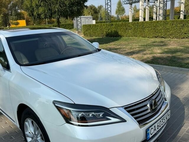 Белый Лексус ЕС, объемом двигателя 3.46 л и пробегом 175 тыс. км за 11200 $, фото 2 на Automoto.ua