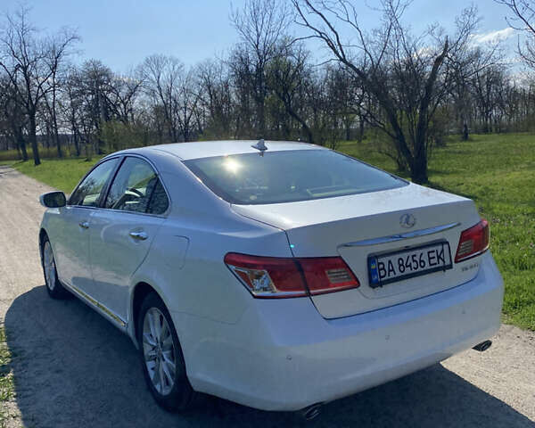 Белый Лексус ЕС, объемом двигателя 3.46 л и пробегом 103 тыс. км за 14900 $, фото 4 на Automoto.ua