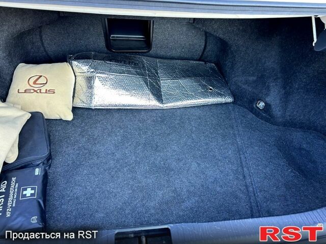 Білий Лексус ЕС, об'ємом двигуна 35 л та пробігом 150 тис. км за 17000 $, фото 6 на Automoto.ua