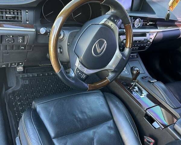 Белый Лексус ЕС, объемом двигателя 3.46 л и пробегом 149 тыс. км за 16700 $, фото 15 на Automoto.ua