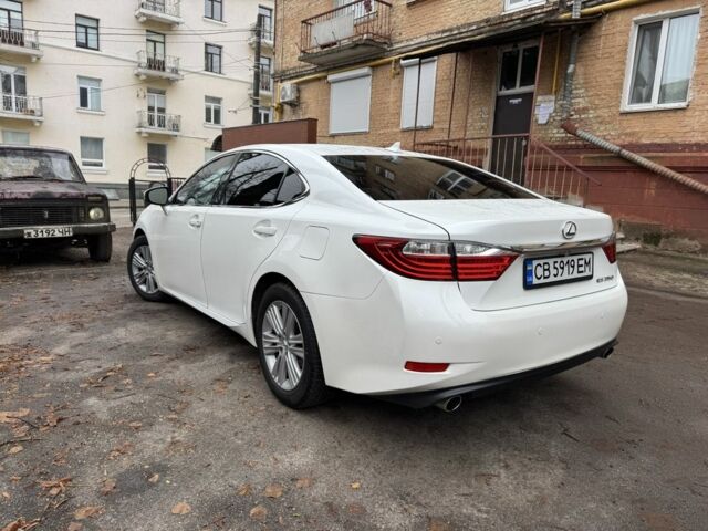 Белый Лексус ЕС, объемом двигателя 3.5 л и пробегом 186 тыс. км за 17900 $, фото 5 на Automoto.ua