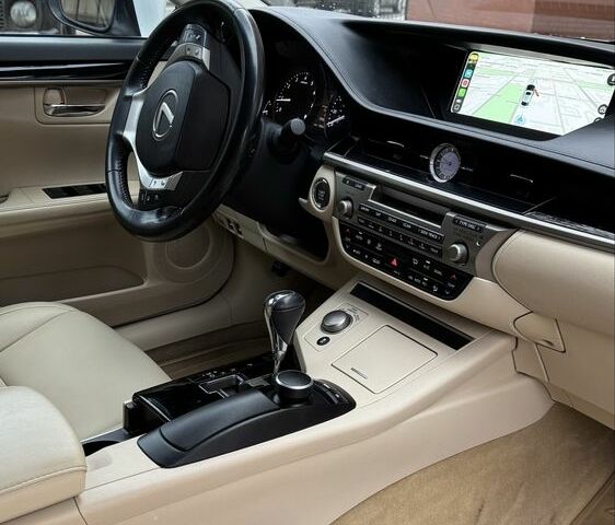 Белый Лексус ЕС, объемом двигателя 3.5 л и пробегом 186 тыс. км за 17900 $, фото 13 на Automoto.ua