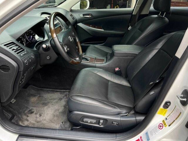 Белый Лексус ЕС, объемом двигателя 3.5 л и пробегом 199 тыс. км за 11900 $, фото 14 на Automoto.ua