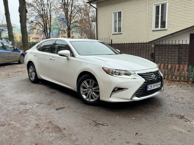 Белый Лексус ЕС, объемом двигателя 3.5 л и пробегом 186 тыс. км за 17900 $, фото 1 на Automoto.ua