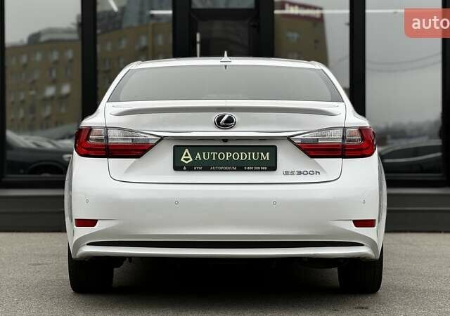 Белый Лексус ЕС, объемом двигателя 2.5 л и пробегом 178 тыс. км за 16500 $, фото 5 на Automoto.ua