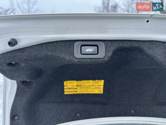 Белый Лексус ЕС, объемом двигателя 3.44 л и пробегом 189 тыс. км за 16500 $, фото 21 на Automoto.ua