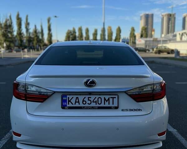 Белый Лексус ЕС, объемом двигателя 2.49 л и пробегом 179 тыс. км за 17500 $, фото 7 на Automoto.ua