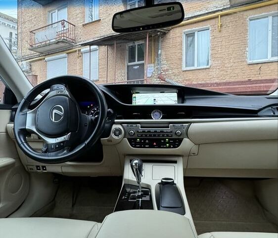 Белый Лексус ЕС, объемом двигателя 3.5 л и пробегом 186 тыс. км за 17900 $, фото 10 на Automoto.ua