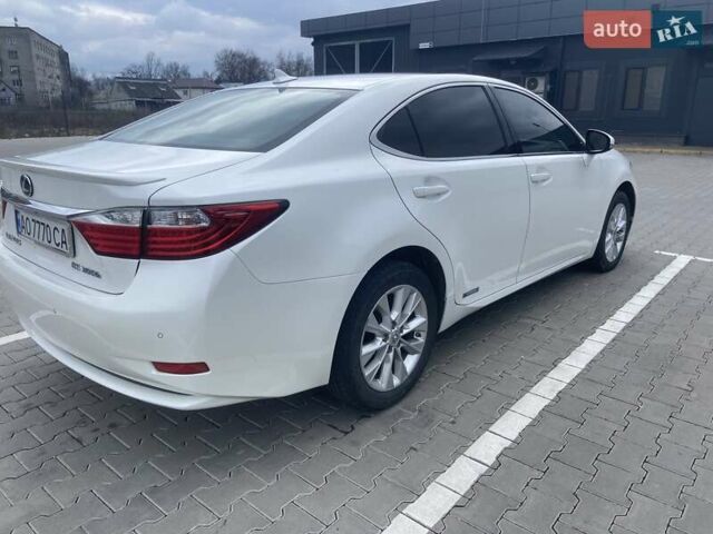 Білий Лексус ЕС, об'ємом двигуна 2.5 л та пробігом 213 тис. км за 15777 $, фото 9 на Automoto.ua