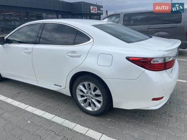 Білий Лексус ЕС, об'ємом двигуна 2.5 л та пробігом 213 тис. км за 15777 $, фото 6 на Automoto.ua