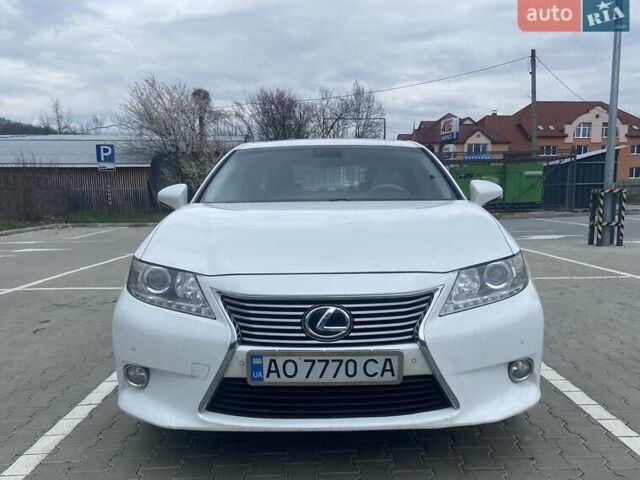 Білий Лексус ЕС, об'ємом двигуна 2.5 л та пробігом 213 тис. км за 15777 $, фото 4 на Automoto.ua
