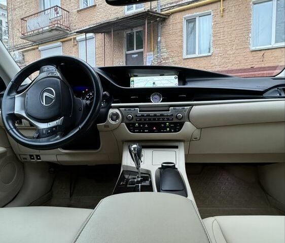 Белый Лексус ЕС, объемом двигателя 3.5 л и пробегом 186 тыс. км за 17900 $, фото 11 на Automoto.ua