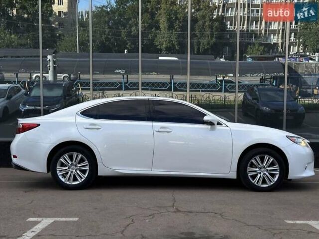 Белый Лексус ЕС, объемом двигателя 3.46 л и пробегом 149 тыс. км за 16700 $, фото 6 на Automoto.ua