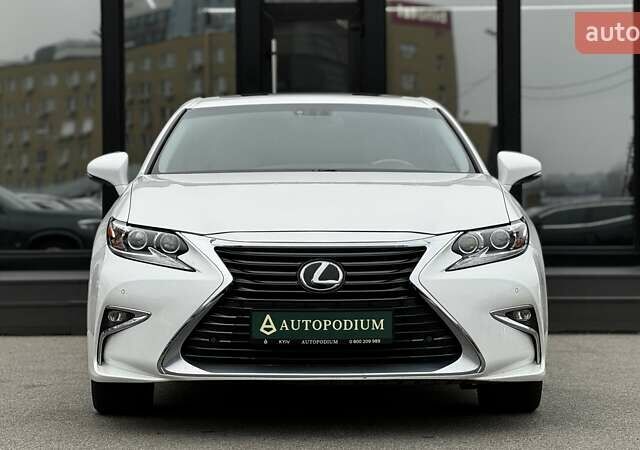 Белый Лексус ЕС, объемом двигателя 2.5 л и пробегом 178 тыс. км за 16500 $, фото 1 на Automoto.ua