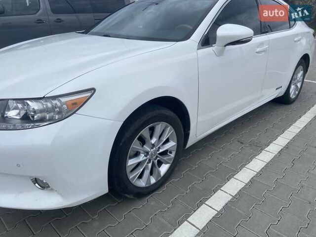 Білий Лексус ЕС, об'ємом двигуна 2.5 л та пробігом 213 тис. км за 15777 $, фото 5 на Automoto.ua