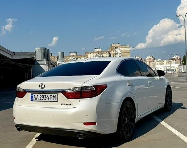 Белый Лексус ЕС, объемом двигателя 3.46 л и пробегом 285 тыс. км за 15800 $, фото 5 на Automoto.ua