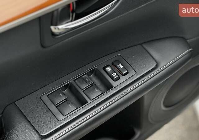 Белый Лексус ЕС, объемом двигателя 2.5 л и пробегом 178 тыс. км за 16500 $, фото 11 на Automoto.ua