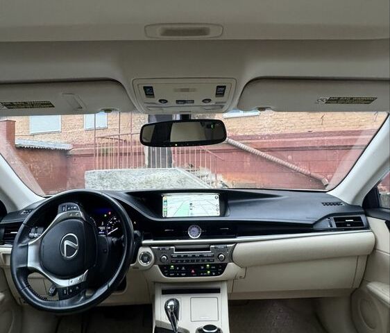 Белый Лексус ЕС, объемом двигателя 3.5 л и пробегом 186 тыс. км за 17900 $, фото 9 на Automoto.ua