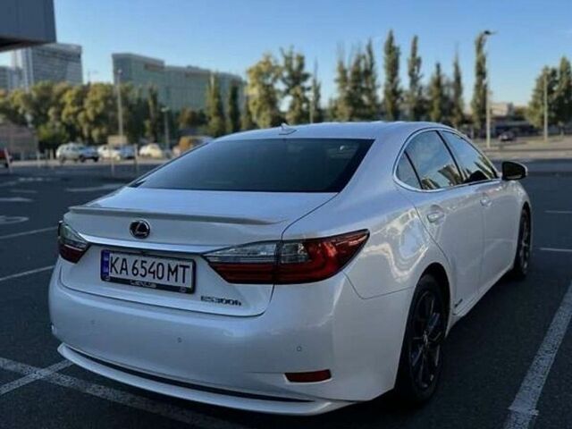 Білий Лексус ЕС, об'ємом двигуна 2.5 л та пробігом 181 тис. км за 16800 $, фото 7 на Automoto.ua