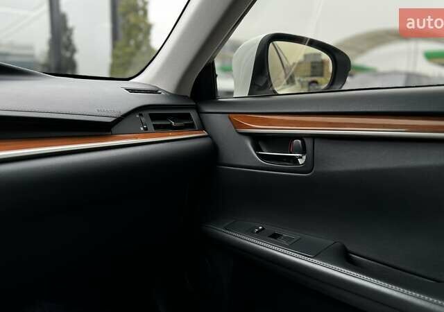 Белый Лексус ЕС, объемом двигателя 2.5 л и пробегом 178 тыс. км за 16500 $, фото 26 на Automoto.ua