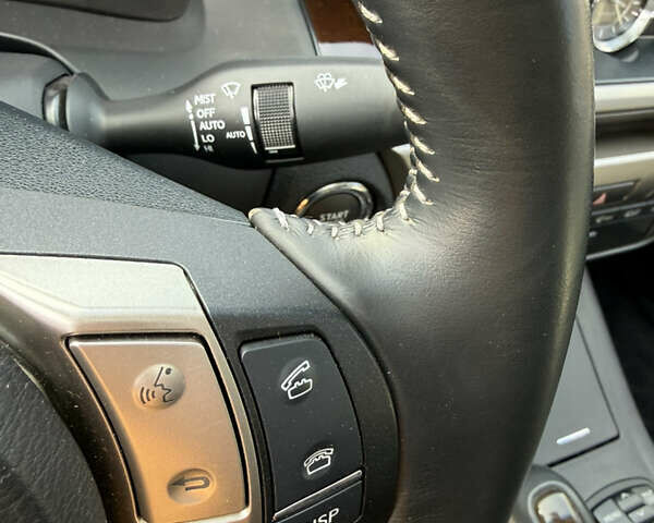 Белый Лексус ЕС, объемом двигателя 3.5 л и пробегом 87 тыс. км за 22500 $, фото 79 на Automoto.ua