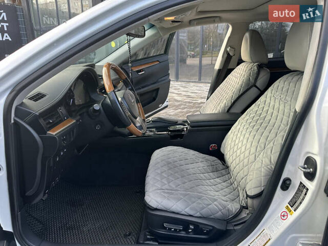 Белый Лексус ЕС, объемом двигателя 2.49 л и пробегом 167 тыс. км за 17500 $, фото 16 на Automoto.ua
