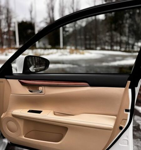 Белый Лексус ЕС, объемом двигателя 2.49 л и пробегом 79 тыс. км за 20499 $, фото 22 на Automoto.ua